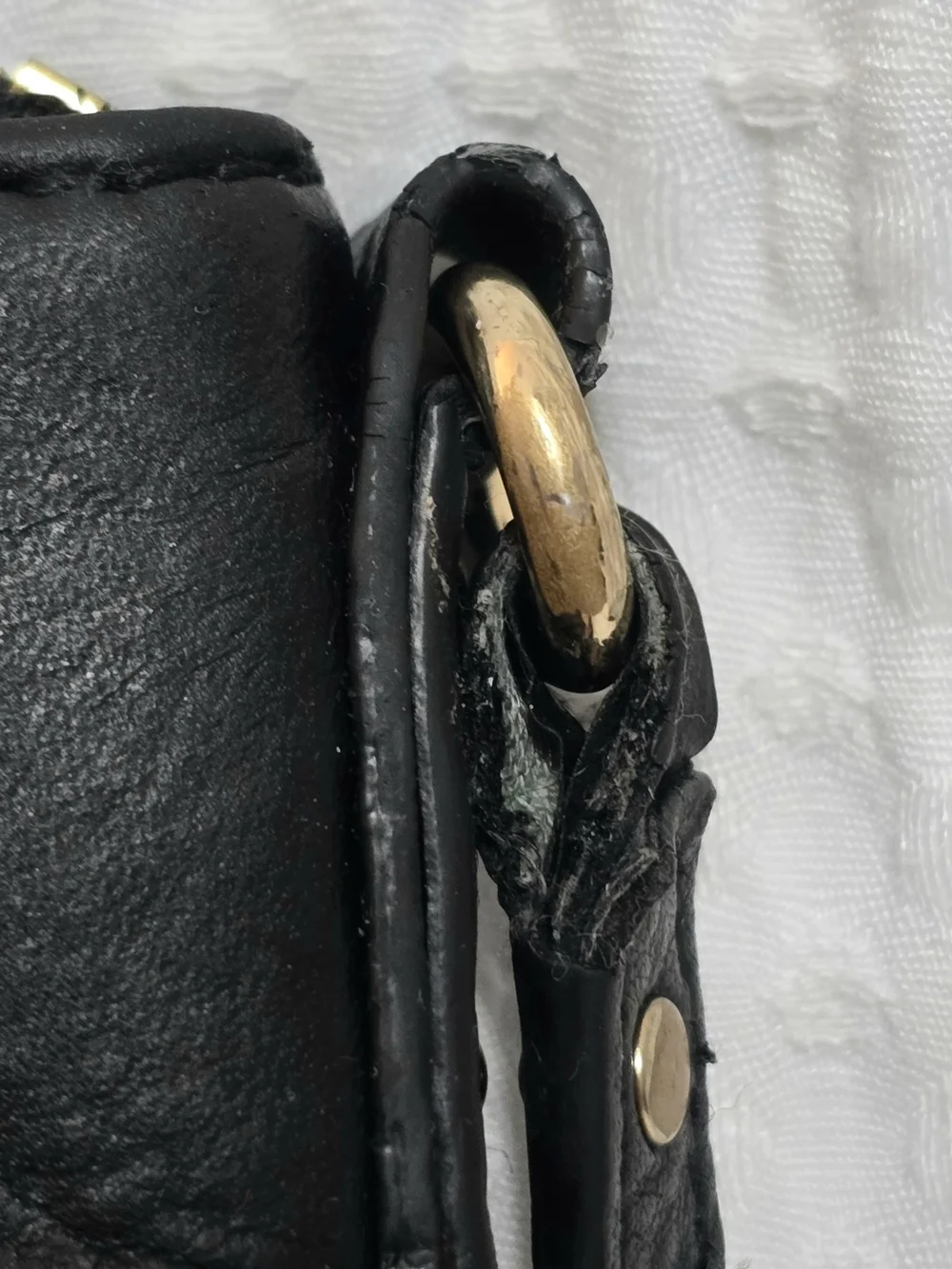 Kate Spade New York Black Pebbled Leather Crossbody‎ Bag Gold Hardware